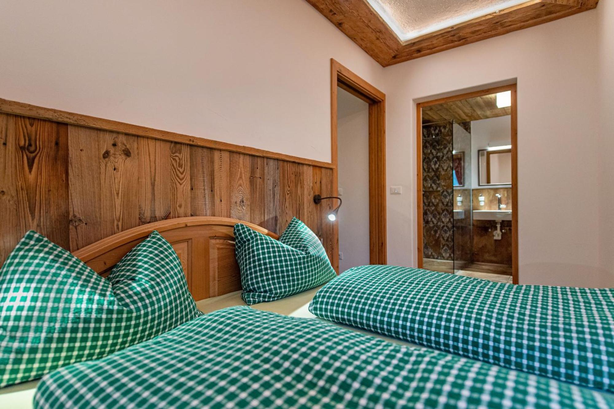 Agriturismo Apartments Tuene Ortisei Exterior foto