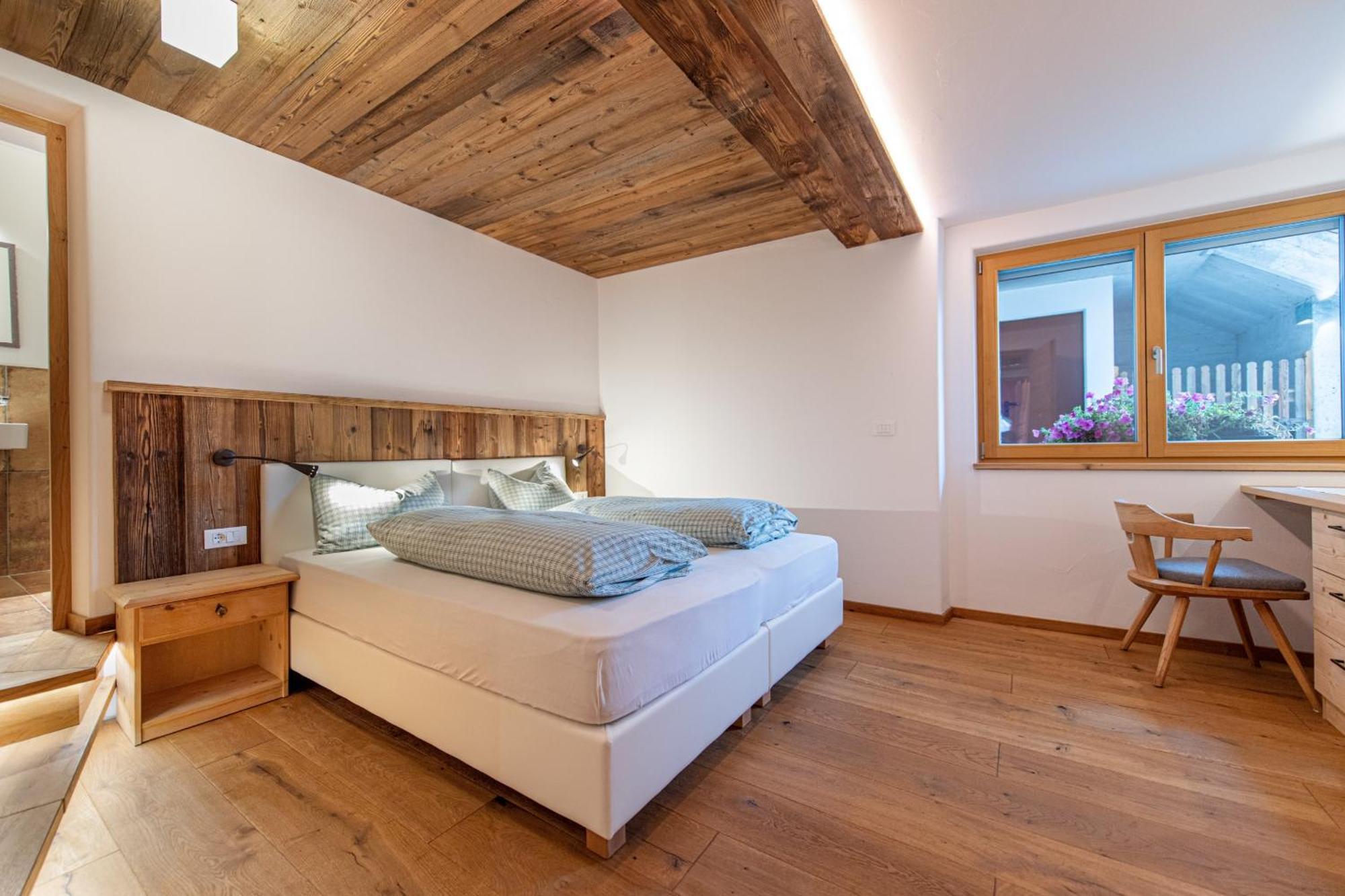 Agriturismo Apartments Tuene Ortisei Exterior foto